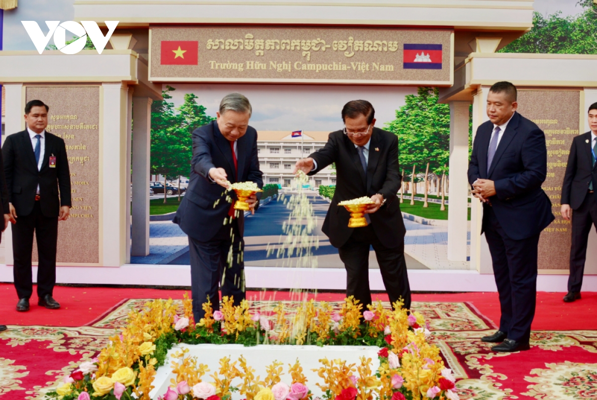Party chief attends Cambodia–Vietnam Friendship School groundbreaking